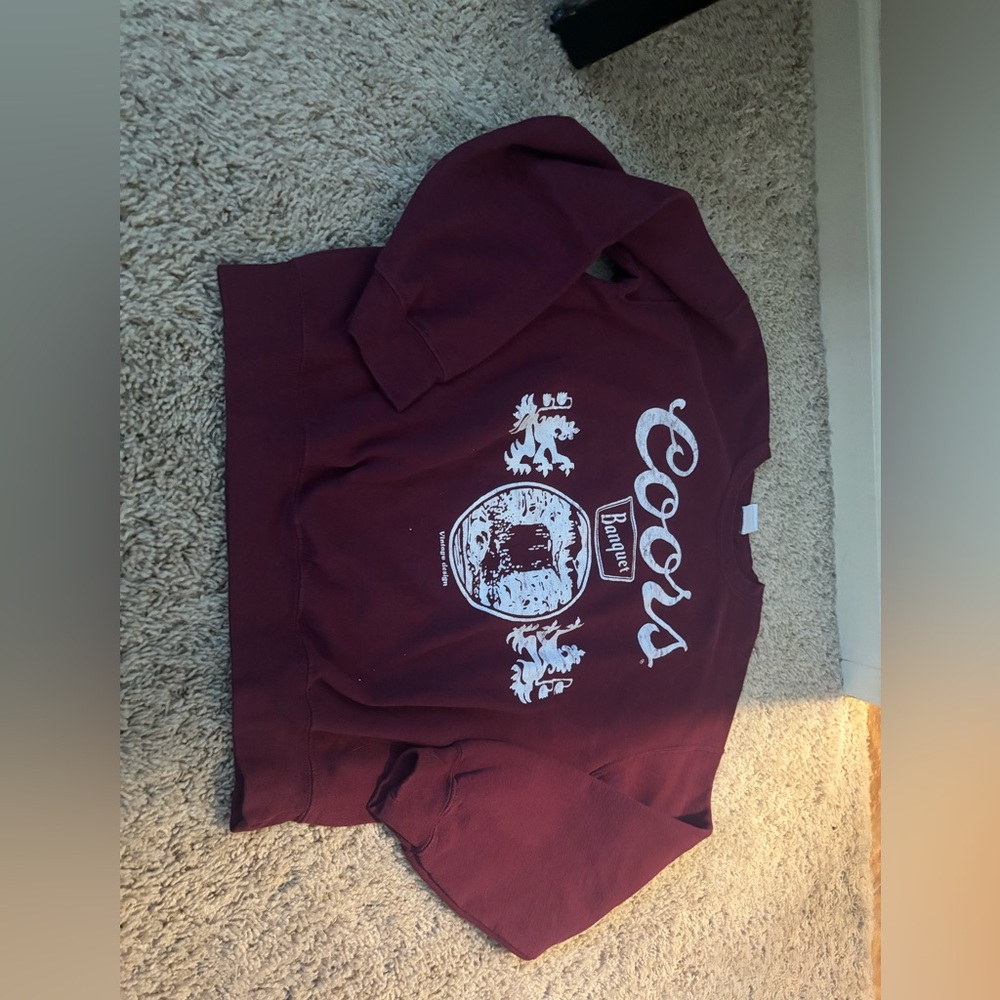Sweatshirt